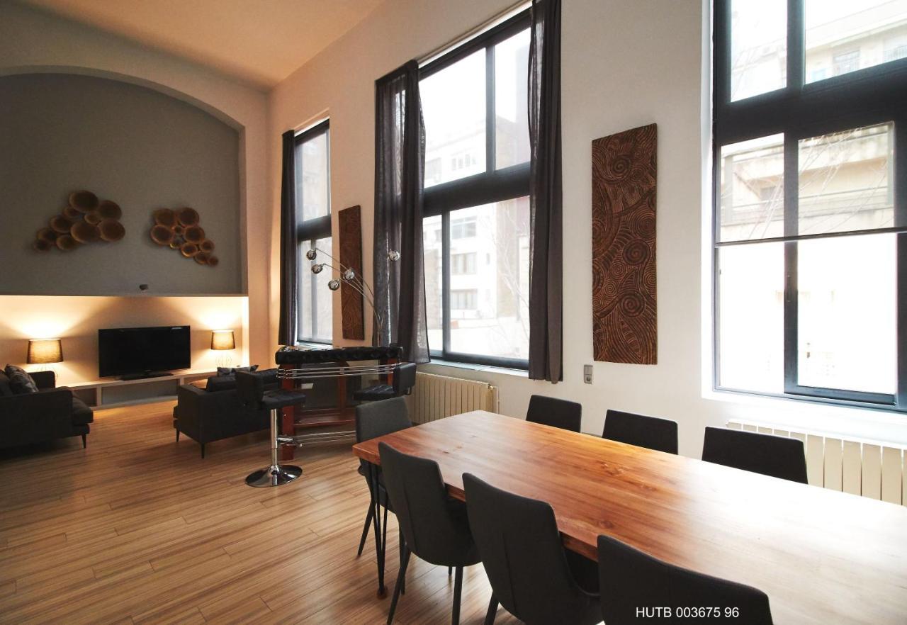 Alcam Alio Cine Apartman Barcelona Kültér fotó
