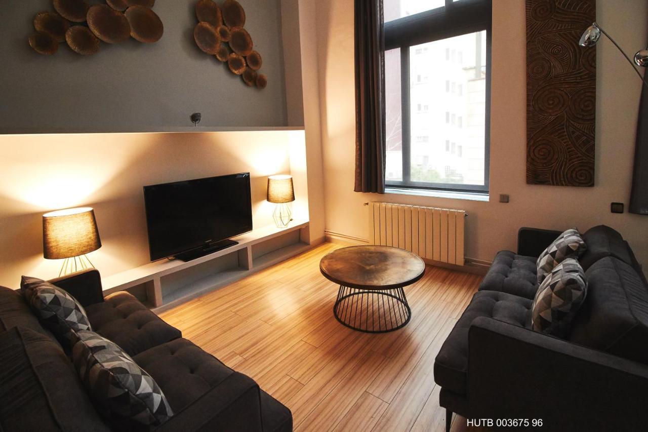 Alcam Alio Cine Apartman Barcelona Kültér fotó