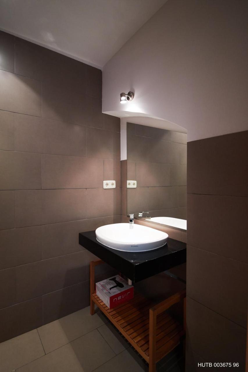 Alcam Alio Cine Apartman Barcelona Kültér fotó