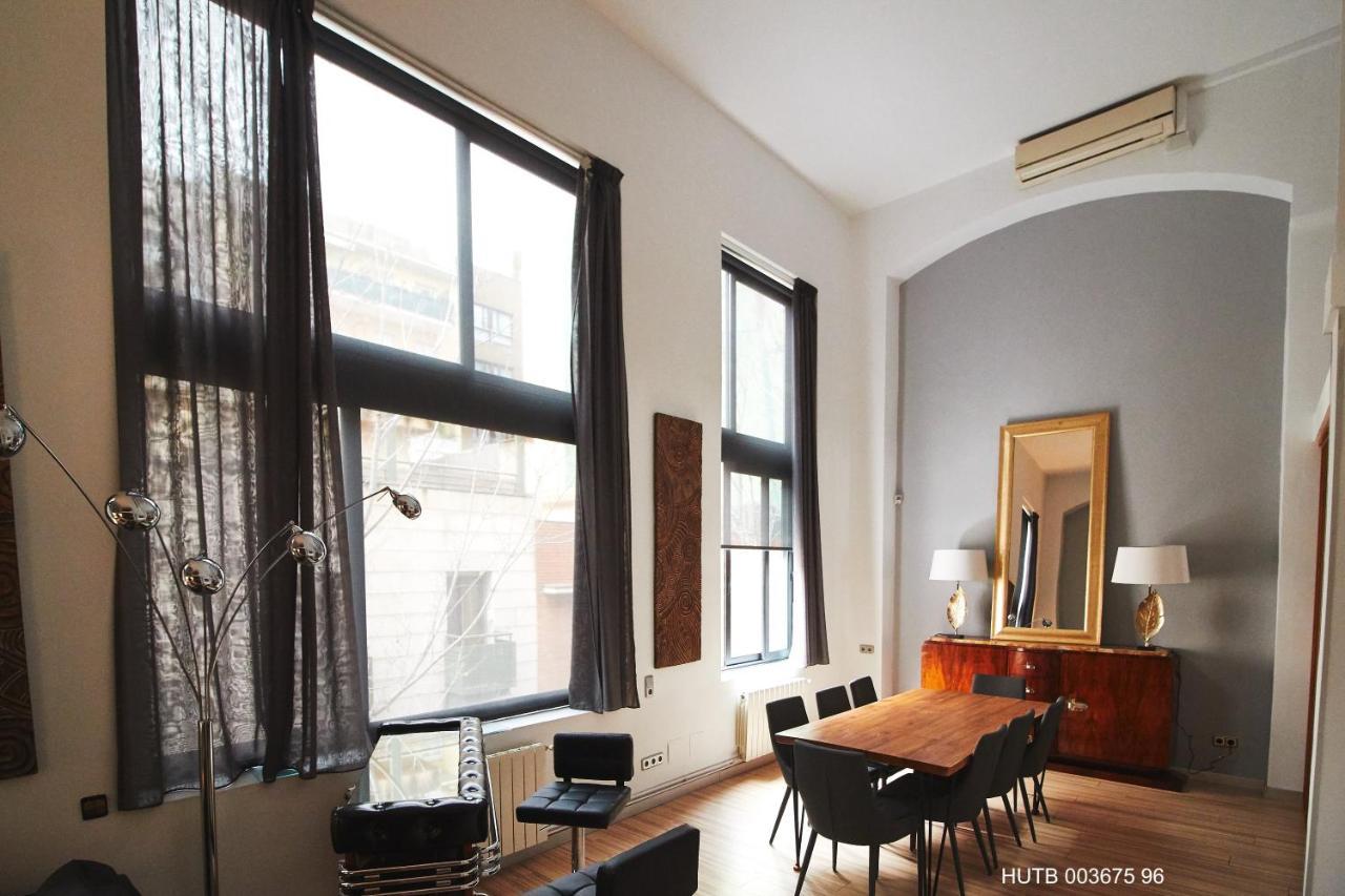 Alcam Alio Cine Apartman Barcelona Kültér fotó